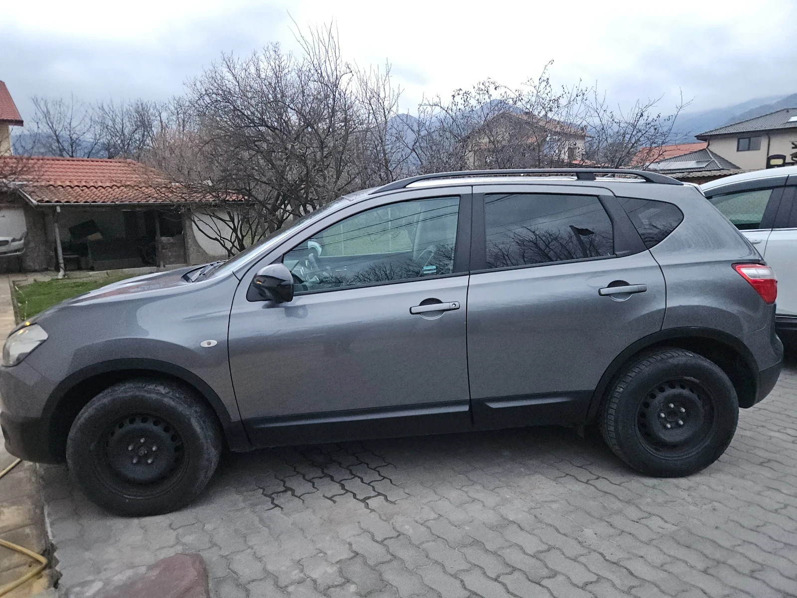 Nissan Qashqai 1.6 i + газ ( LPG ), снимка 7 - Автомобили и джипове - 53939387