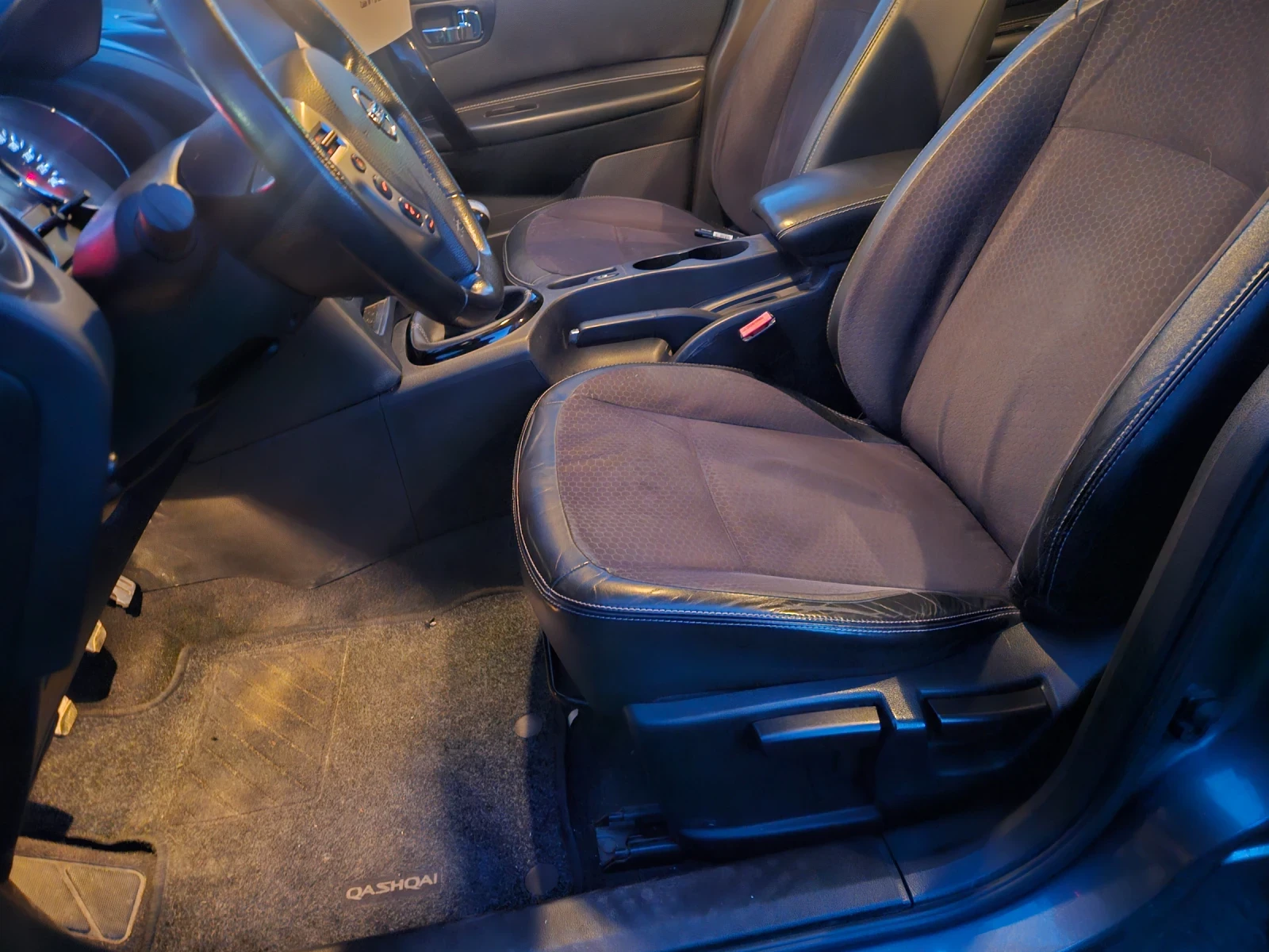 Nissan Qashqai 1.6 i + газ ( LPG ), снимка 14 - Автомобили и джипове - 53939387
