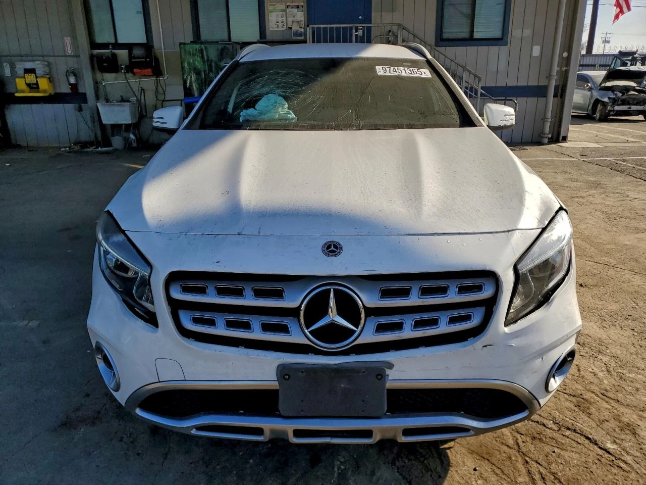 Mercedes-Benz GLA 250 2.0l 4Matic, снимка 5 - Автомобили и джипове - 53940008