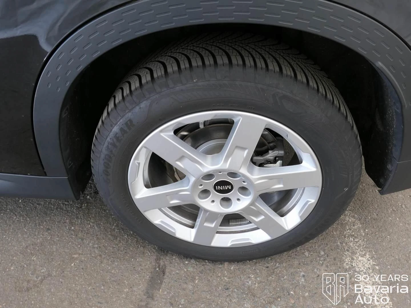 Mini Countryman C 1, 5 Steptronic Essential Trim, снимка 13 - Автомобили и джипове - 54345232