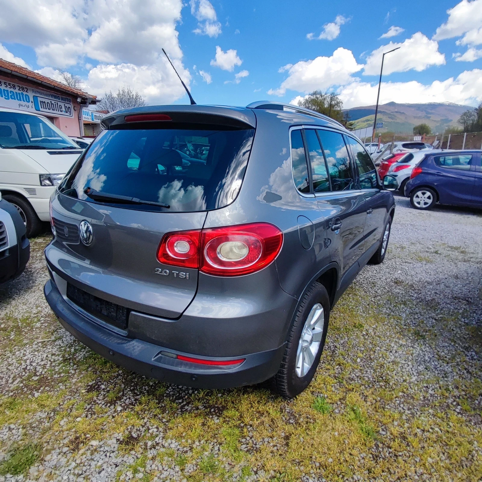 VW Tiguan 2.0TSI* 4-MOTION* AUTOMATIC* КОЖА* КСЕНОН* ПАНО* , снимка 7 - Автомобили и джипове - 54399646