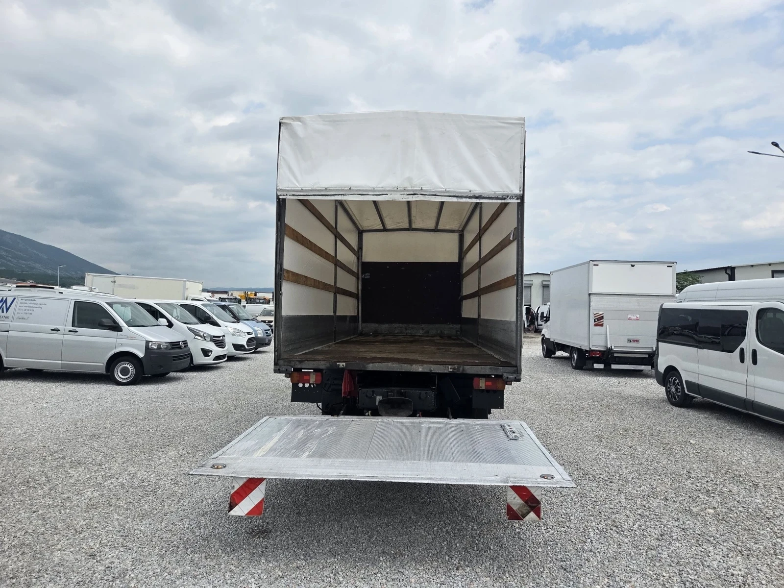 Mercedes-Benz Atego 1224, Клима, Падащ борд - изображение 9