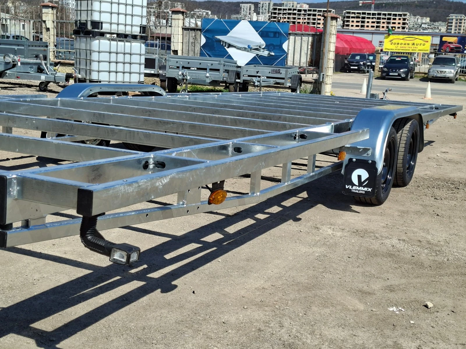 За автомобил Vlemmix TINY HOUSE 720 LOW PROFILE, снимка 7 - Ремаркета - 54123366