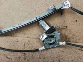 Стъклоповдигач преден десен Renault Clio Ii  2000-2005 , снимка 1