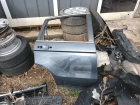 Врата задна дясна хонда црв 2.2д 