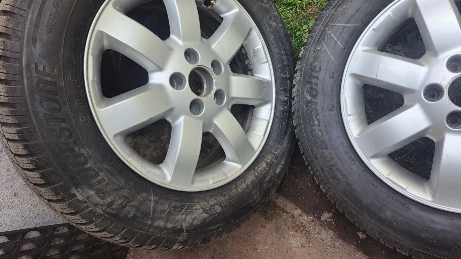 Гуми с джанти Bridgestone 225/65R17, снимка 7 - Гуми и джанти - 54811364