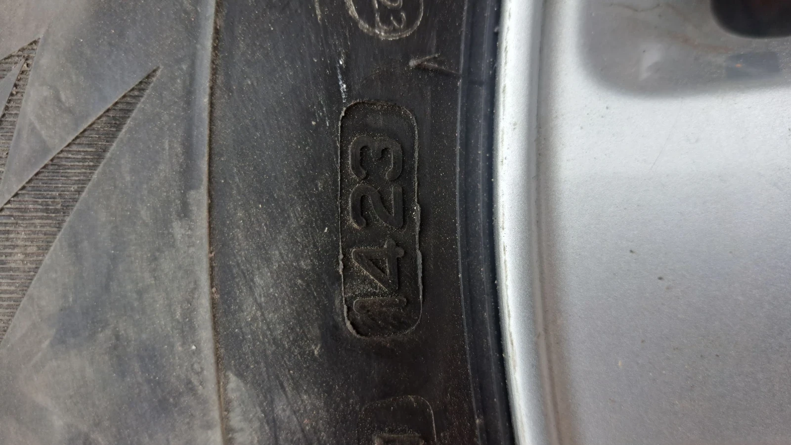 Гуми с джанти Bridgestone 225/65R17, снимка 4 - Гуми и джанти - 54811364