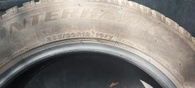 Гуми Зимни 235/60R18, снимка 5 - Гуми и джанти - 47548832