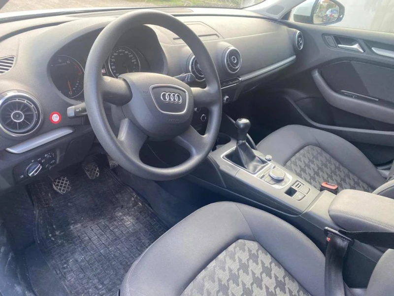 Audi A3 1.2 turbo, снимка 4 - Автомобили и джипове - 39336450