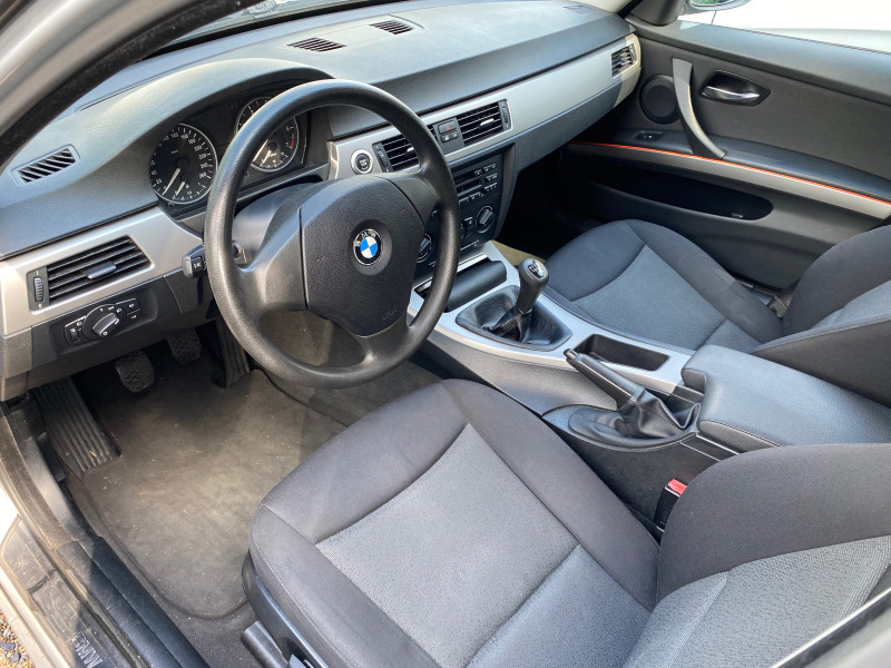 BMW 318 2.0i седан E90, снимка 5 - Автомобили и джипове - 46037524
