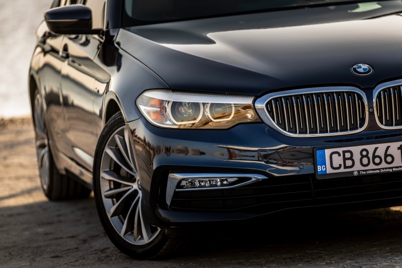 BMW 540 LuxuryLine, снимка 1 - Автомобили и джипове - 46388702