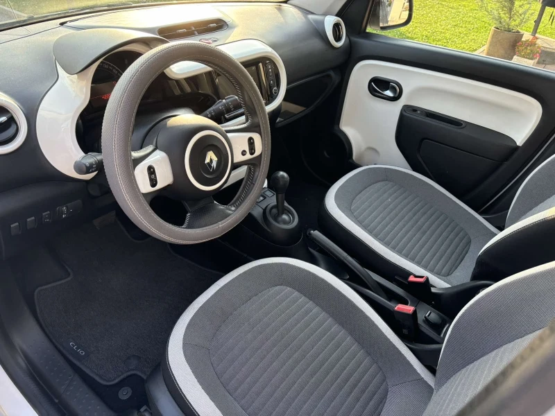 Renault Twingo, снимка 11 - Автомобили и джипове - 46985550