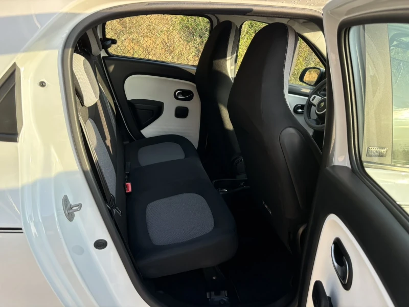 Renault Twingo, снимка 8 - Автомобили и джипове - 46985550