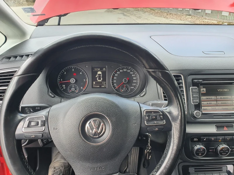 VW Sharan 2.0TDI, снимка 13 - Автомобили и джипове - 48109520