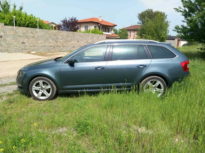 Skoda Octavia, снимка 3 - Автомобили и джипове - 48551480