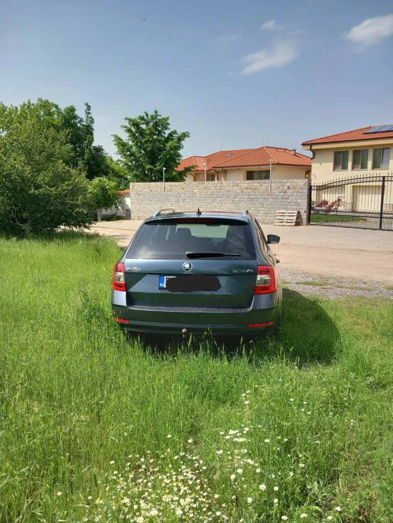 Skoda Octavia, снимка 5 - Автомобили и джипове - 49504573