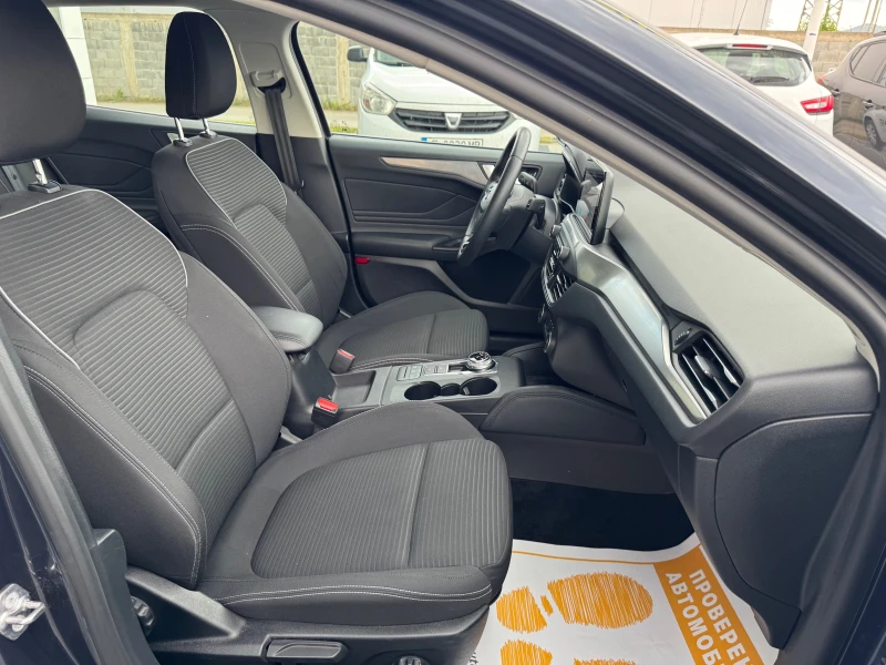 Ford Focus 1.0 EcoBoost / 125 к.с. Combi, снимка 13 - Автомобили и джипове - 50398356
