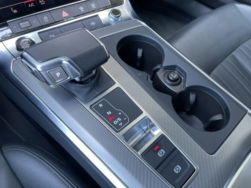 Audi A6 40 TDI/QUATTRO/AVANT/LANE ASSIST/LED/CAMERA/, снимка 12 - Автомобили и джипове - 52224018