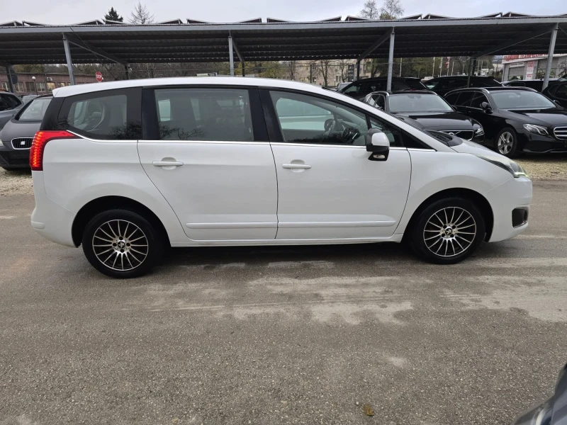 Peugeot 5008 1.6HDI 114к.с 6+ 1 места, снимка 8 - Автомобили и джипове - 52483288