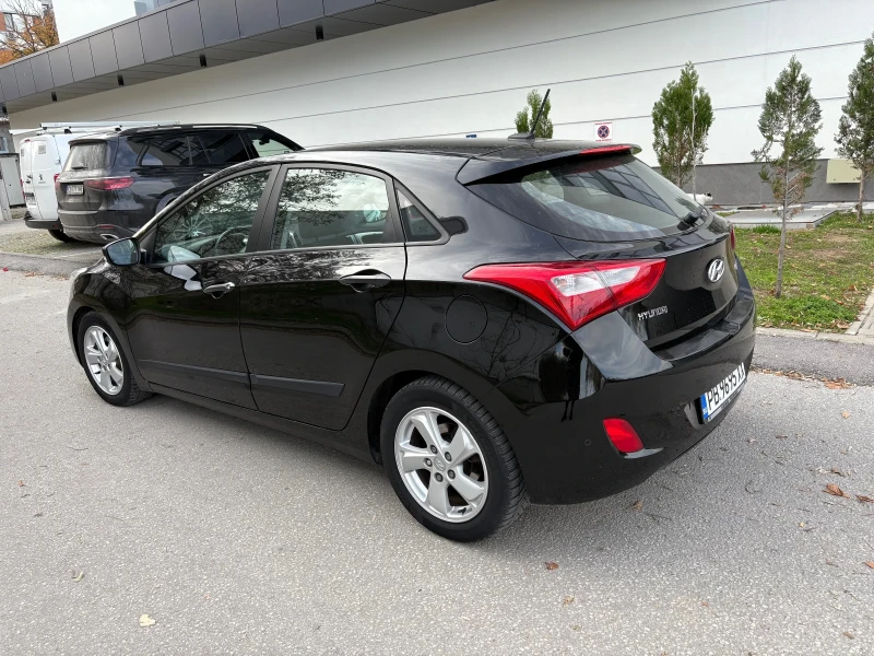 Hyundai I30, снимка 4 - Автомобили и джипове - 52538102