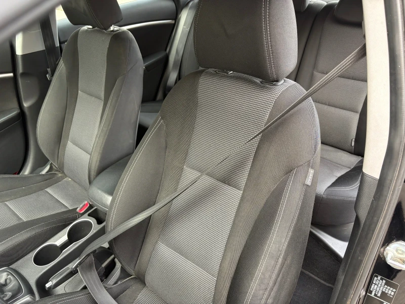 Hyundai I30, снимка 9 - Автомобили и джипове - 52538102