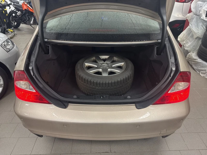 Mercedes-Benz CLS 350 Full Extra  Перфектен, снимка 15 - Автомобили и джипове - 52588088