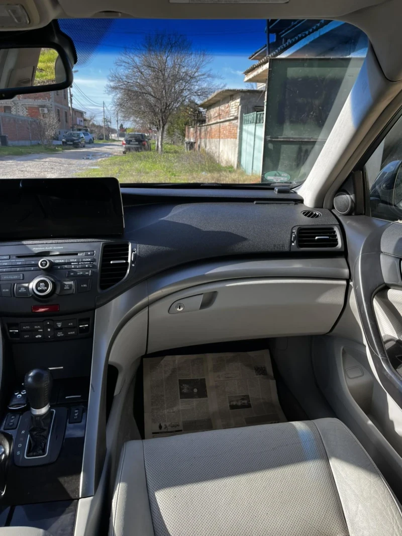 Honda Accord 8 GEN, снимка 13 - Автомобили и джипове - 52592408