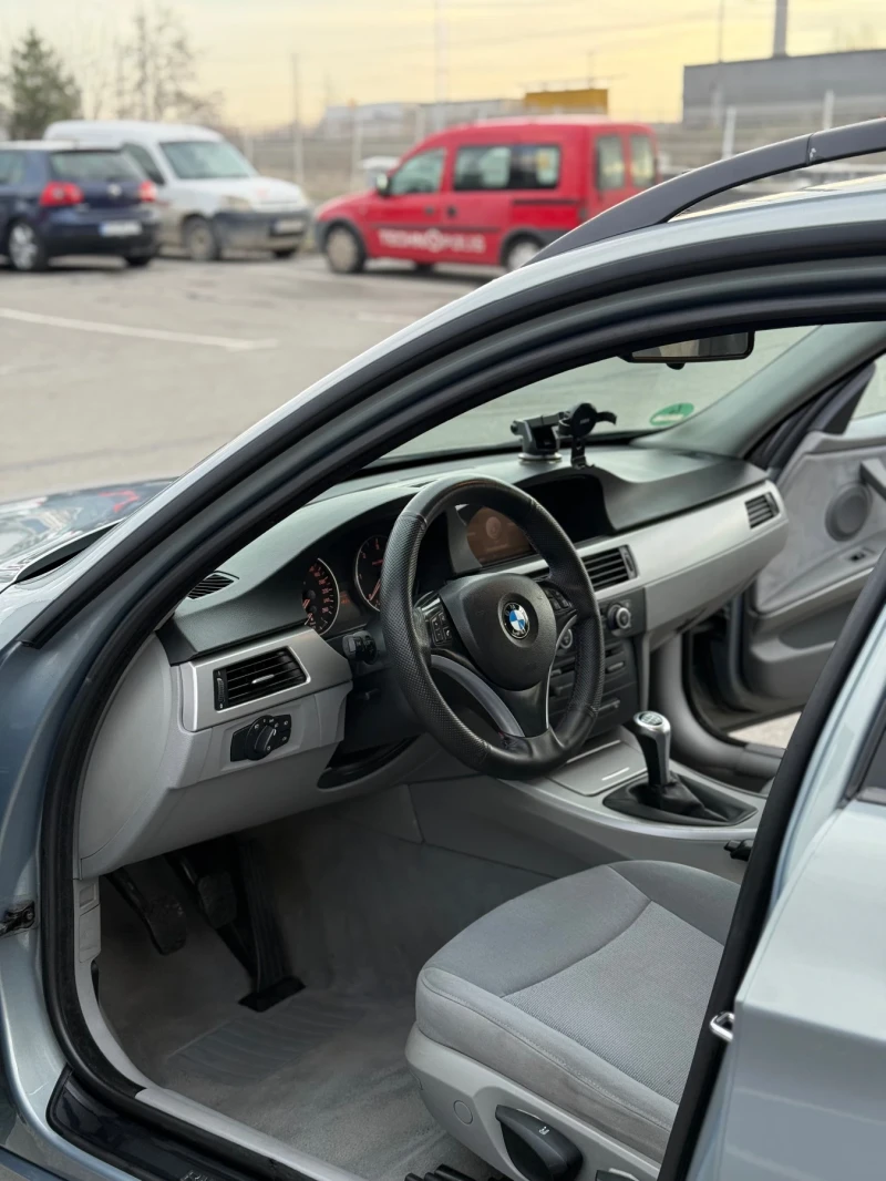 BMW 320 2:0, снимка 12 - Автомобили и джипове - 53160633