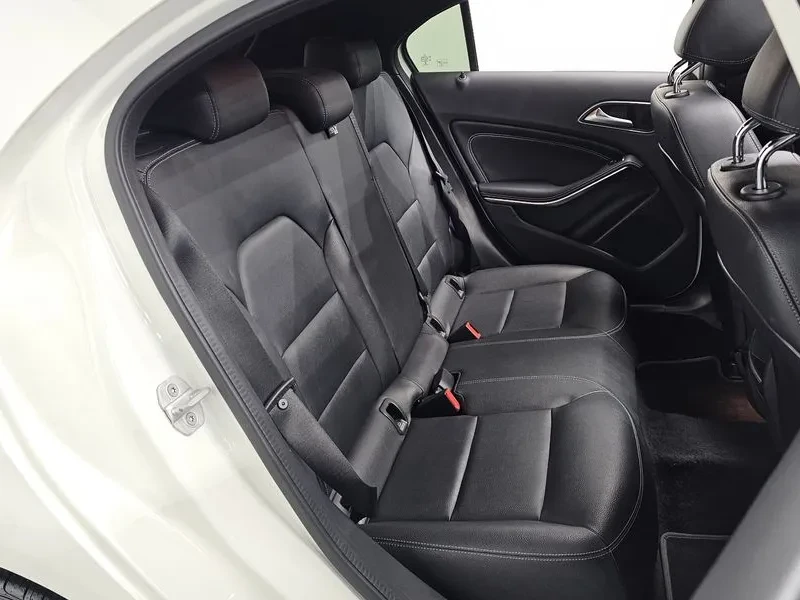 Mercedes-Benz A 200, снимка 11 - Автомобили и джипове - 56067099