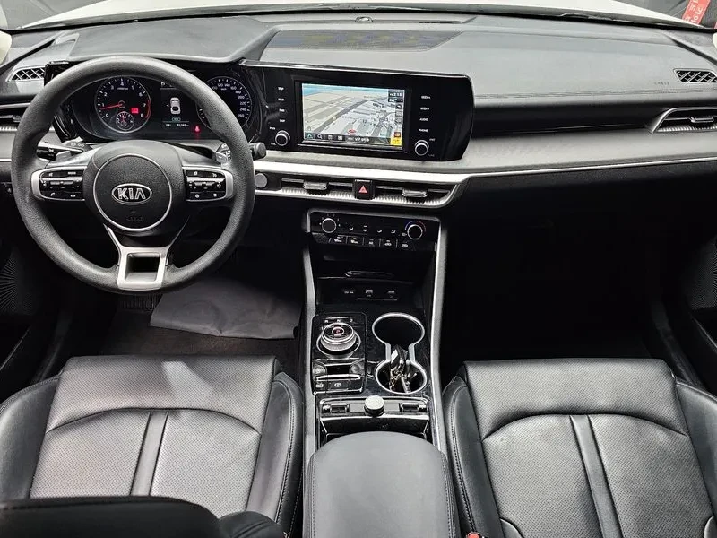Kia K5 2.0 Trendy, снимка 7 - Автомобили и джипове - 56501894