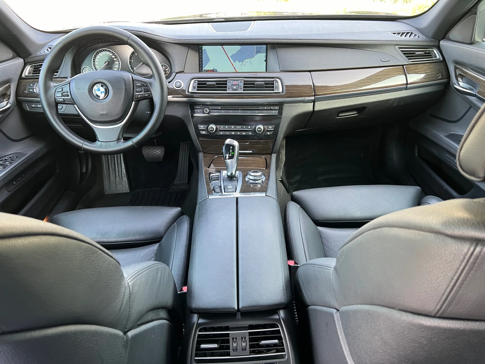 BMW 730 3.0D-HEAD UP-NAVI-Bi XENON-CAMERA 360-FULL*  - изображение 7