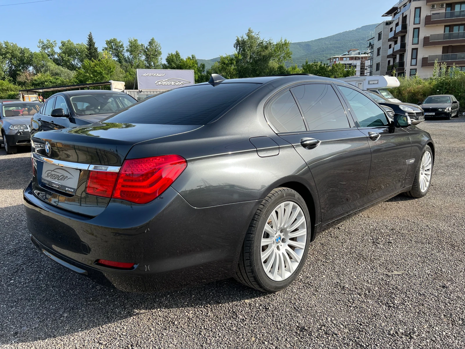 BMW 730 3.0D-HEAD UP-NAVI-Bi XENON-CAMERA 360-FULL*  - изображение 4