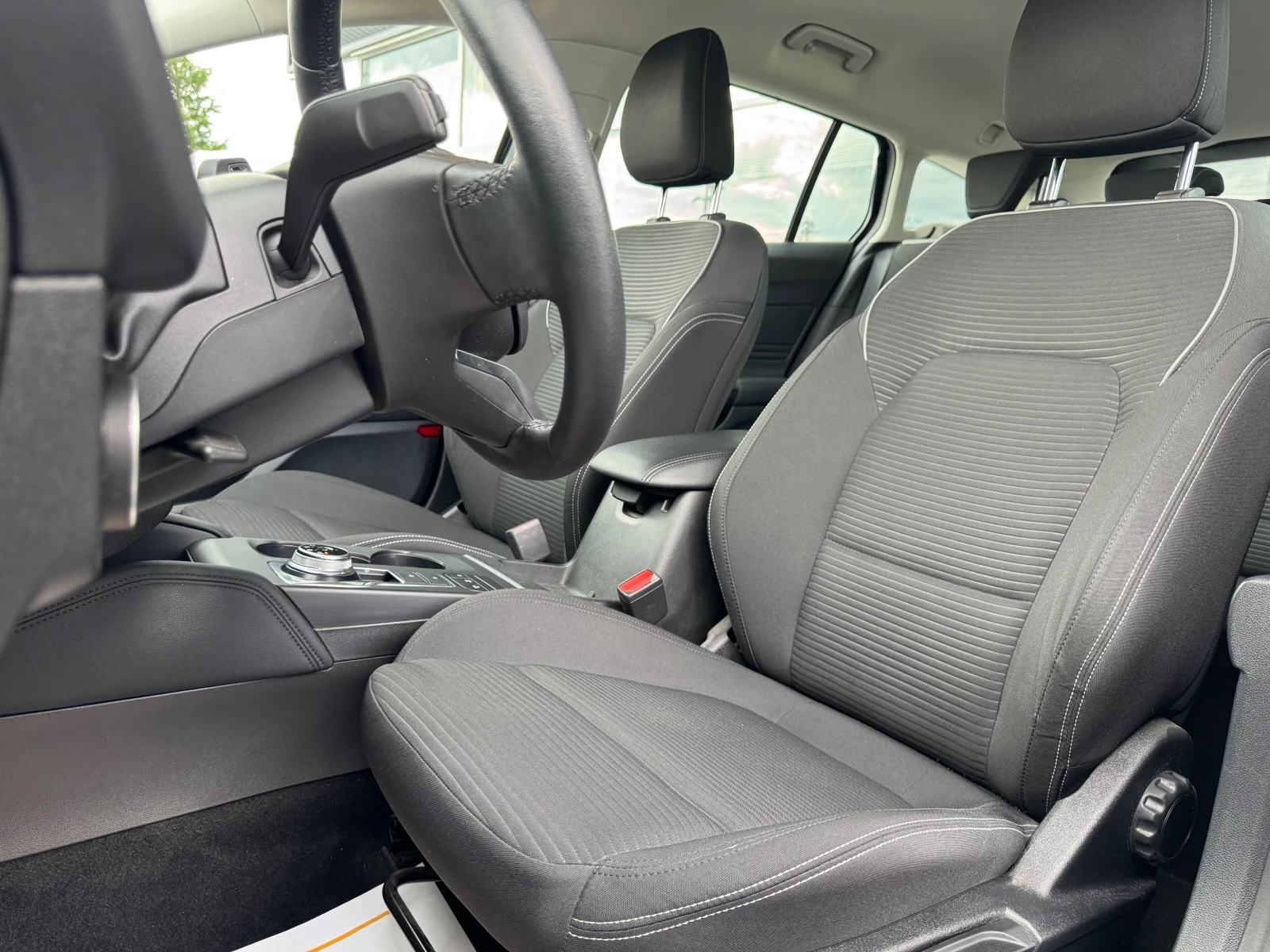Ford Focus 1.0 TCe/ 125 к.с. Combi - изображение 10
