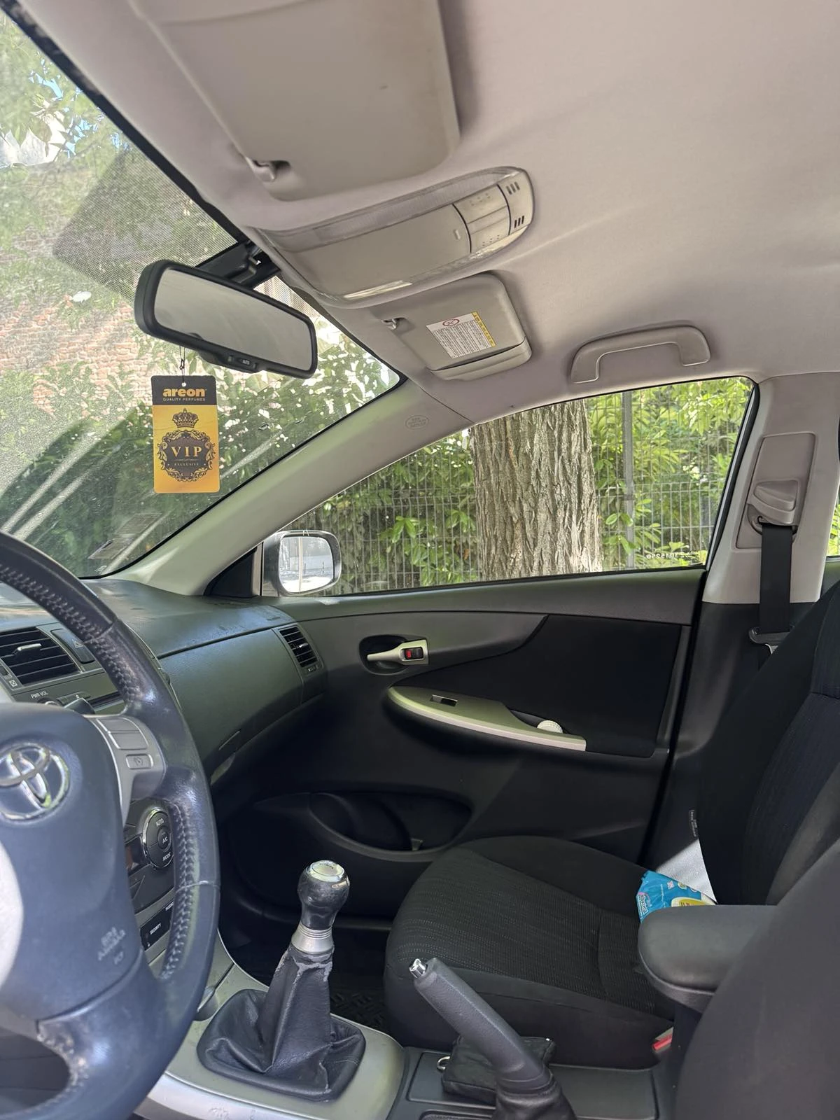 Toyota Corolla  - изображение 10