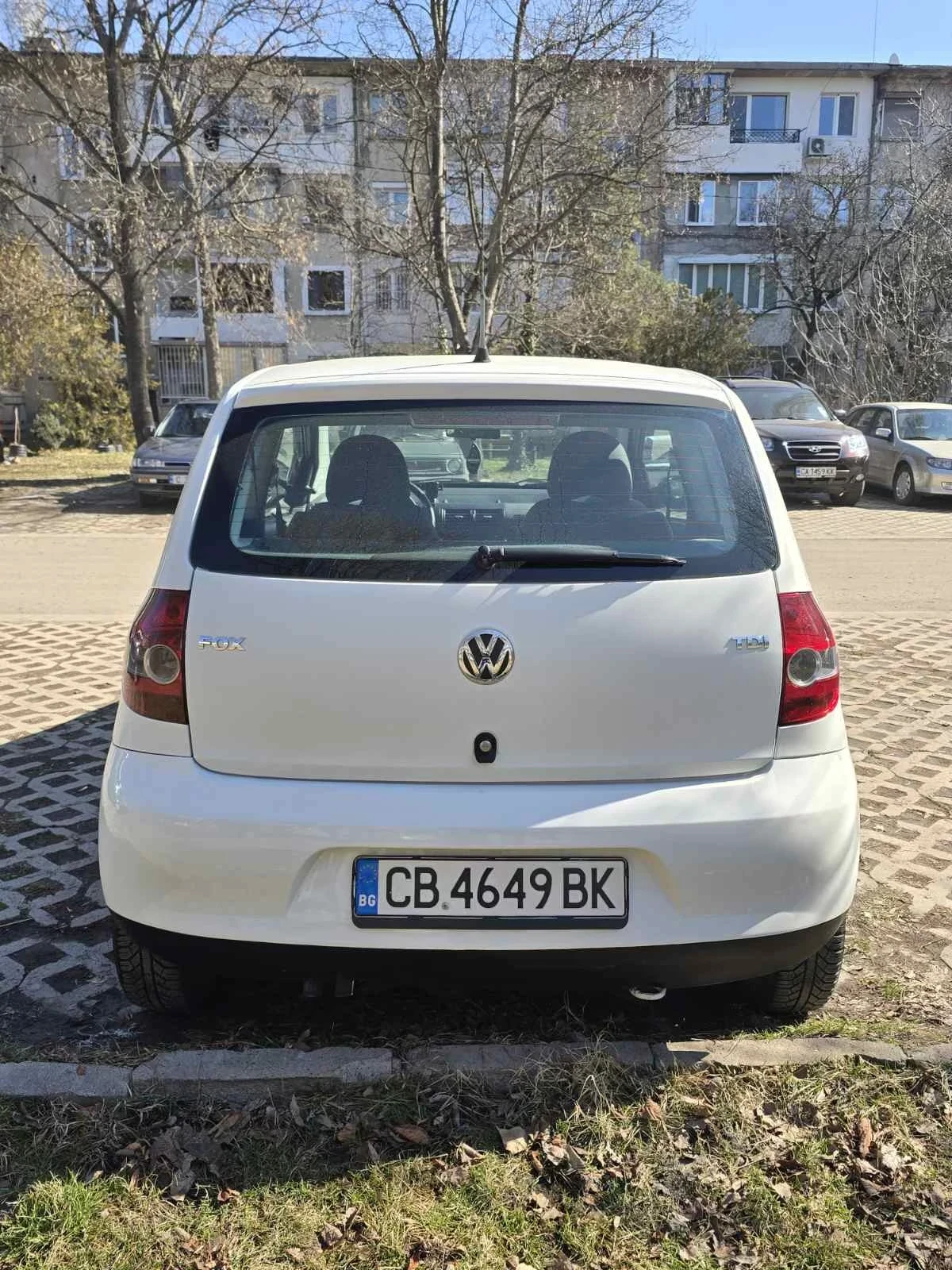 VW Fox Колата е като нова  - изображение 8