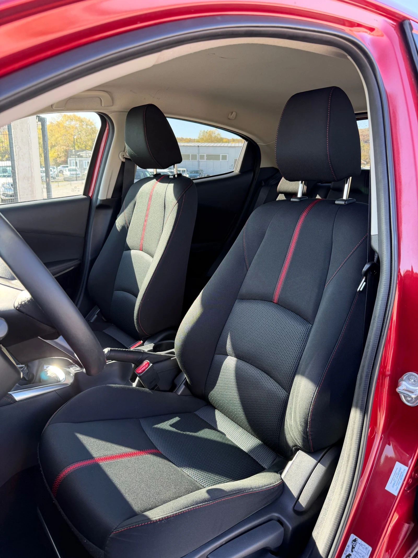 Mazda 2 1.5i SPORTS LINE NAVI LED EURO 6 TUV COC | Mobile.bg   10