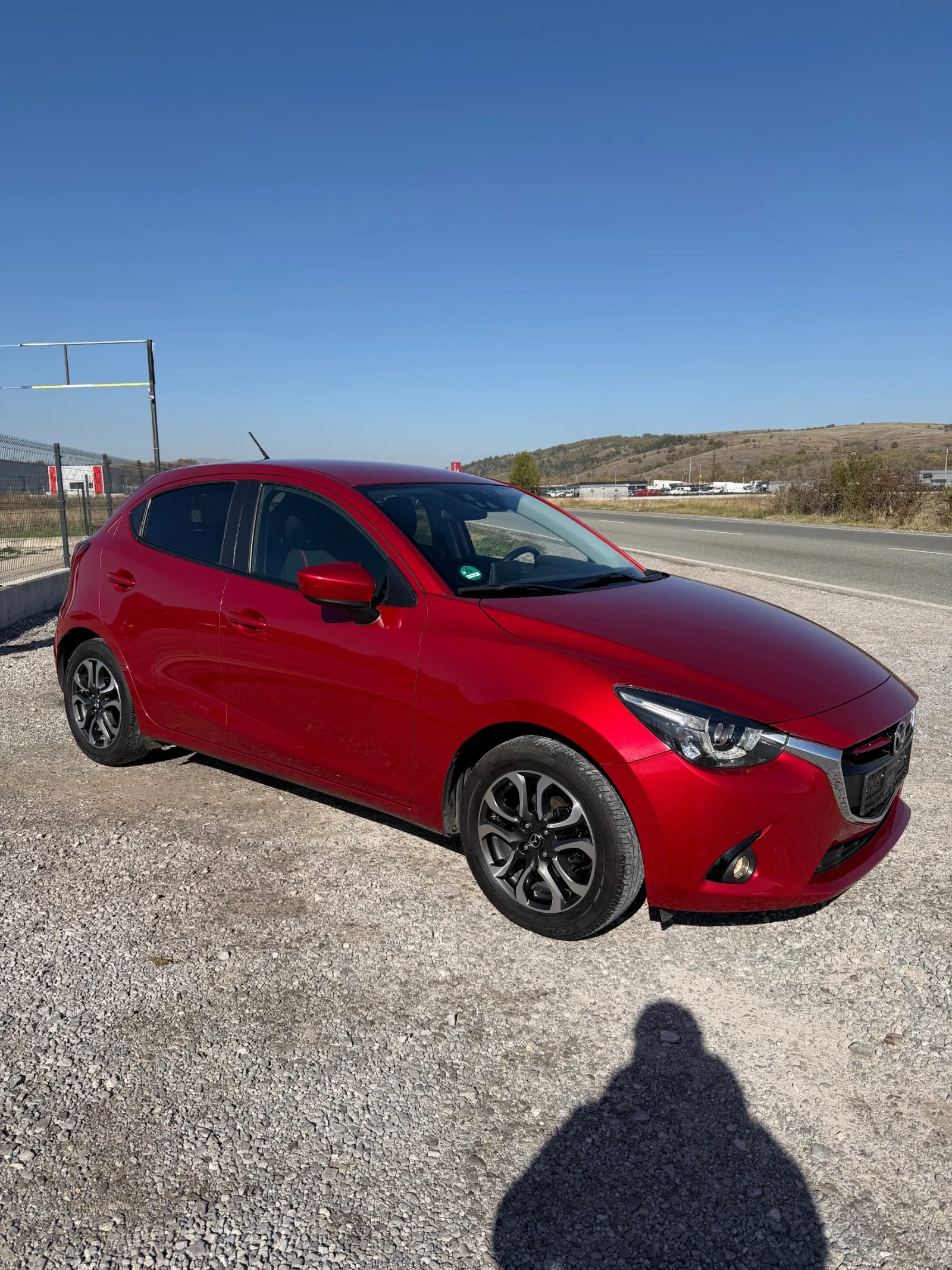 Mazda 2 1.5i SPORTS LINE NAVI LED EURO 6 TUV COC | Mobile.bg   4