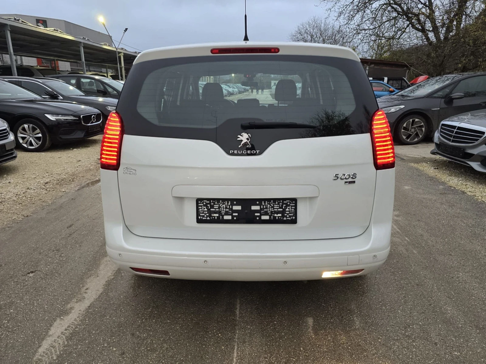 Peugeot 5008 1.6HDI 114к.с 6+ 1 места - изображение 6