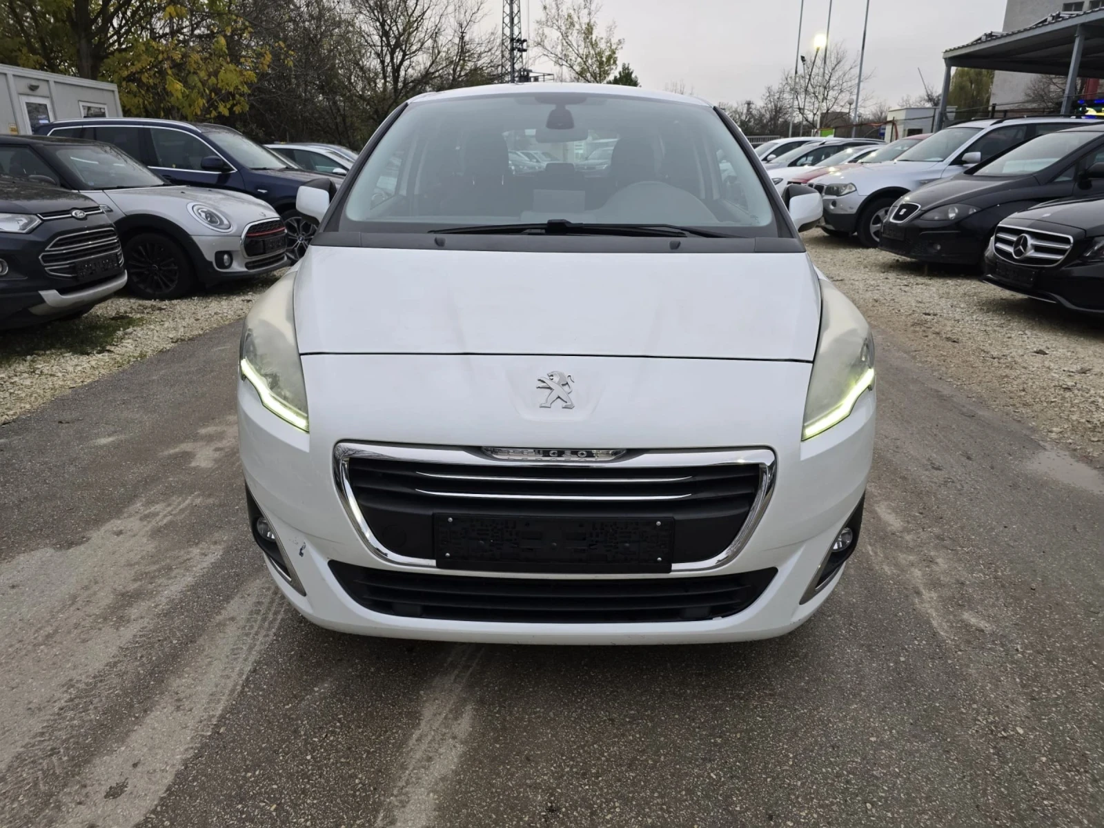 Peugeot 5008 1.6HDI 114к.с 6+ 1 места - изображение 5