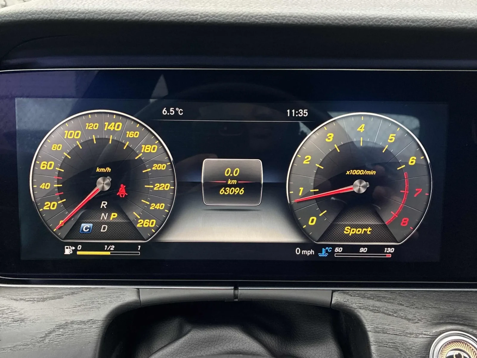 Mercedes-Benz E 400 * AMG  PACK* DIGITAL DASH* LOADED - изображение 7