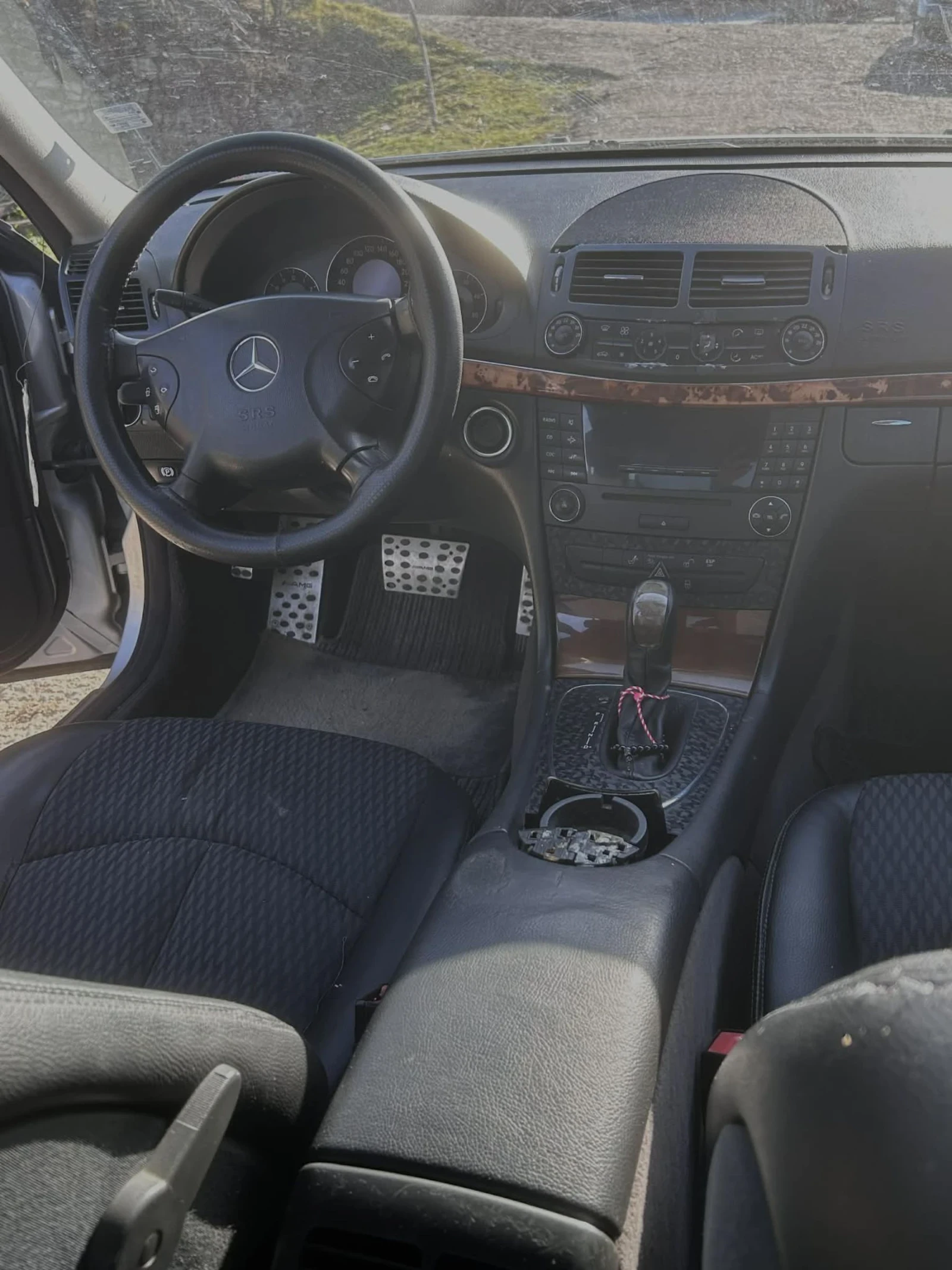 Mercedes-Benz 280, снимка 2 - Автомобили и джипове - 53839967