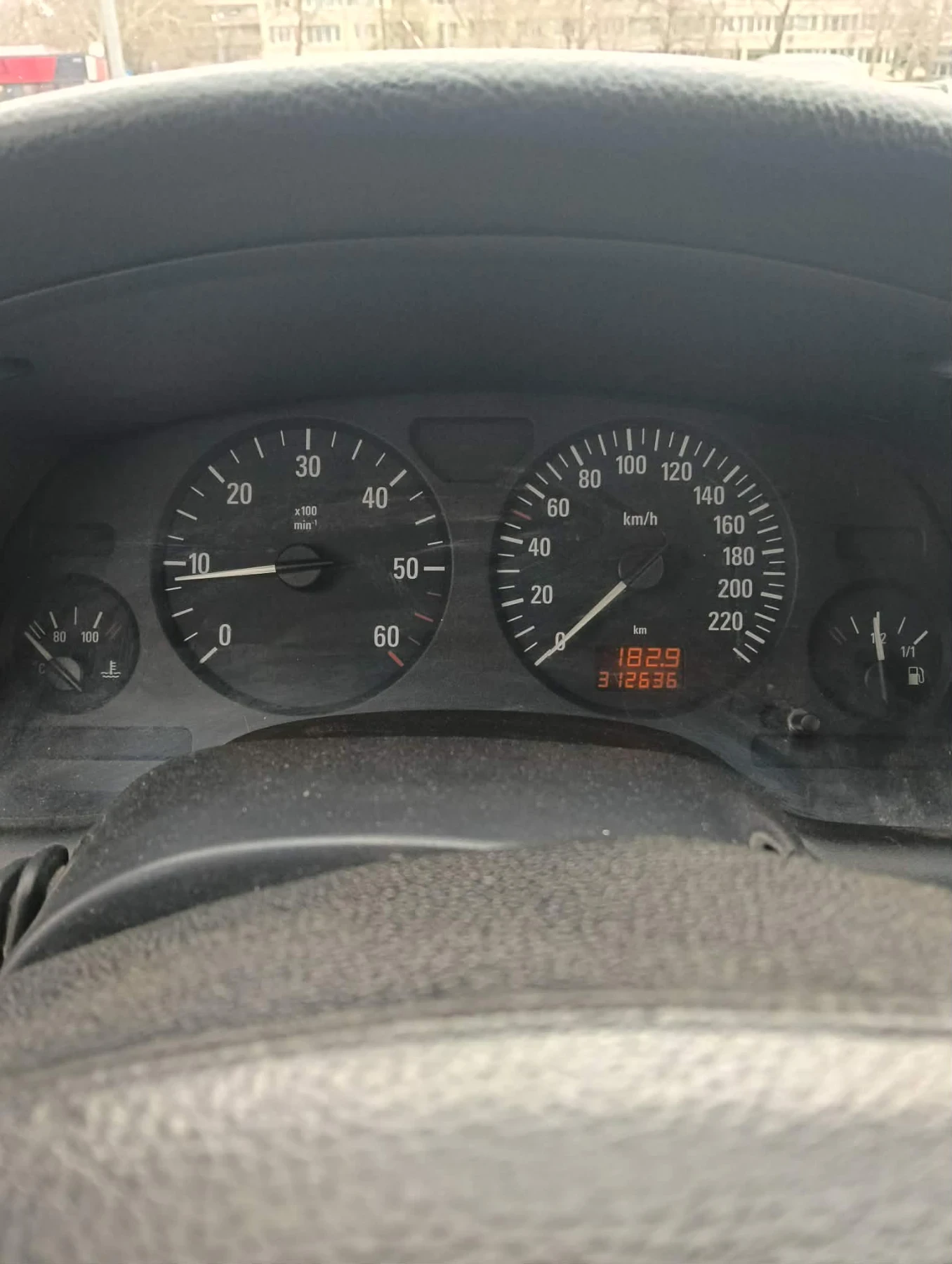 Opel Astra, снимка 12 - Автомобили и джипове - 53936334