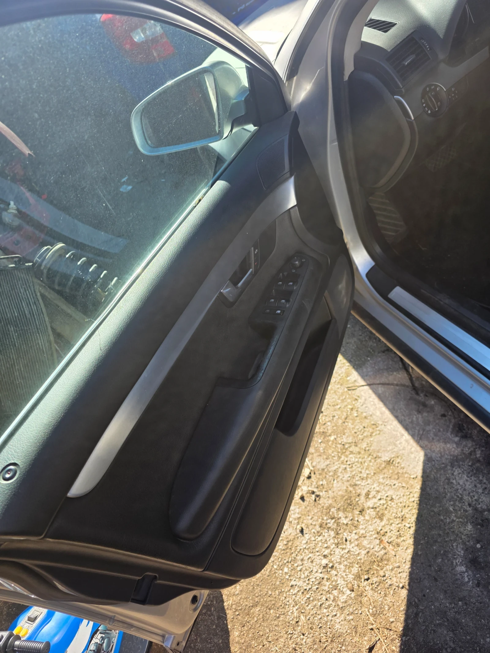 Audi A4 А4 Б7 2.0TDI 140кс S line, снимка 9 - Автомобили и джипове - 54209489