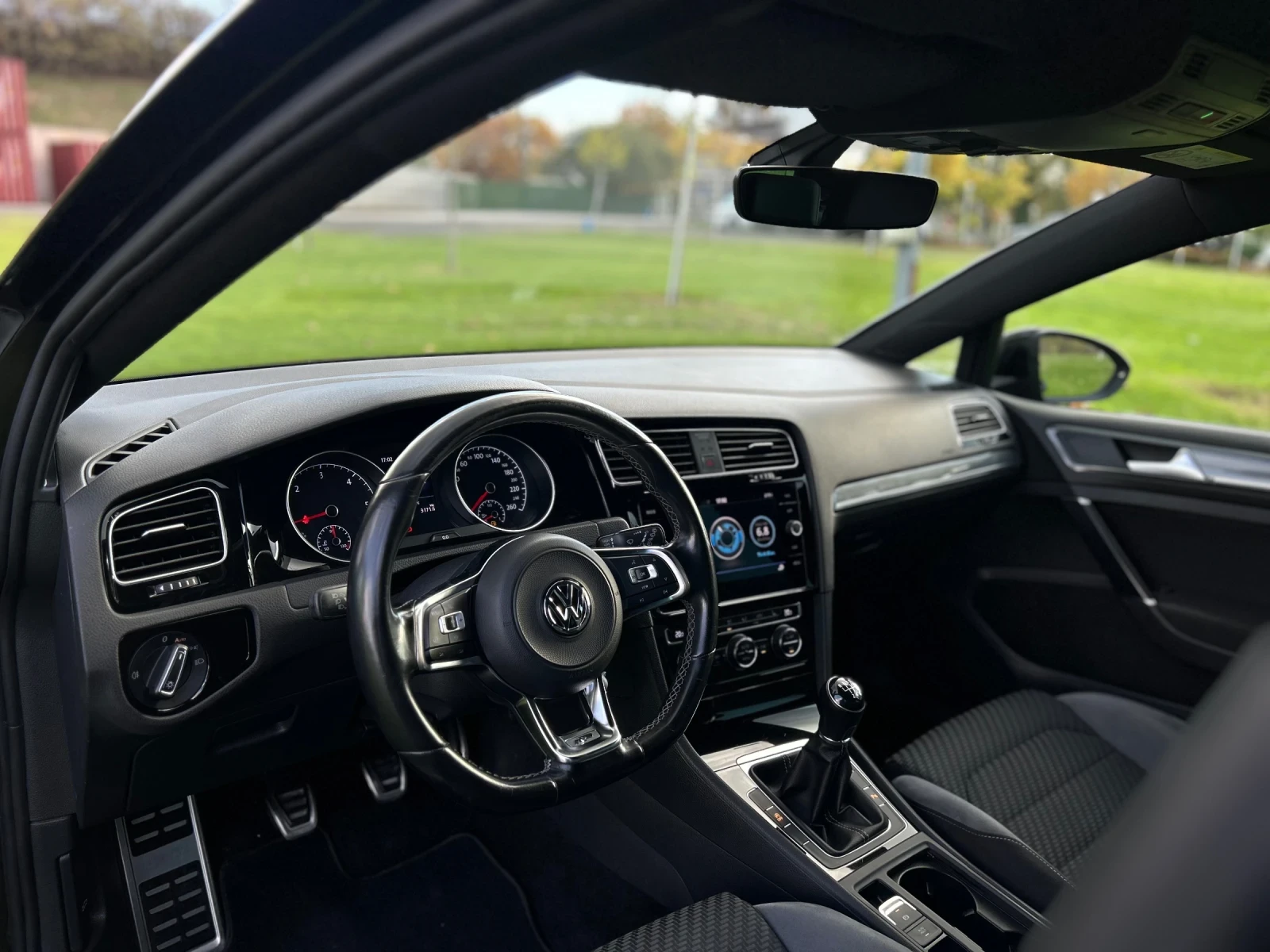 VW Golf 2.0 TDI RLINE DISTRONIK XENON LED | Mobile.bg � ����������� 7