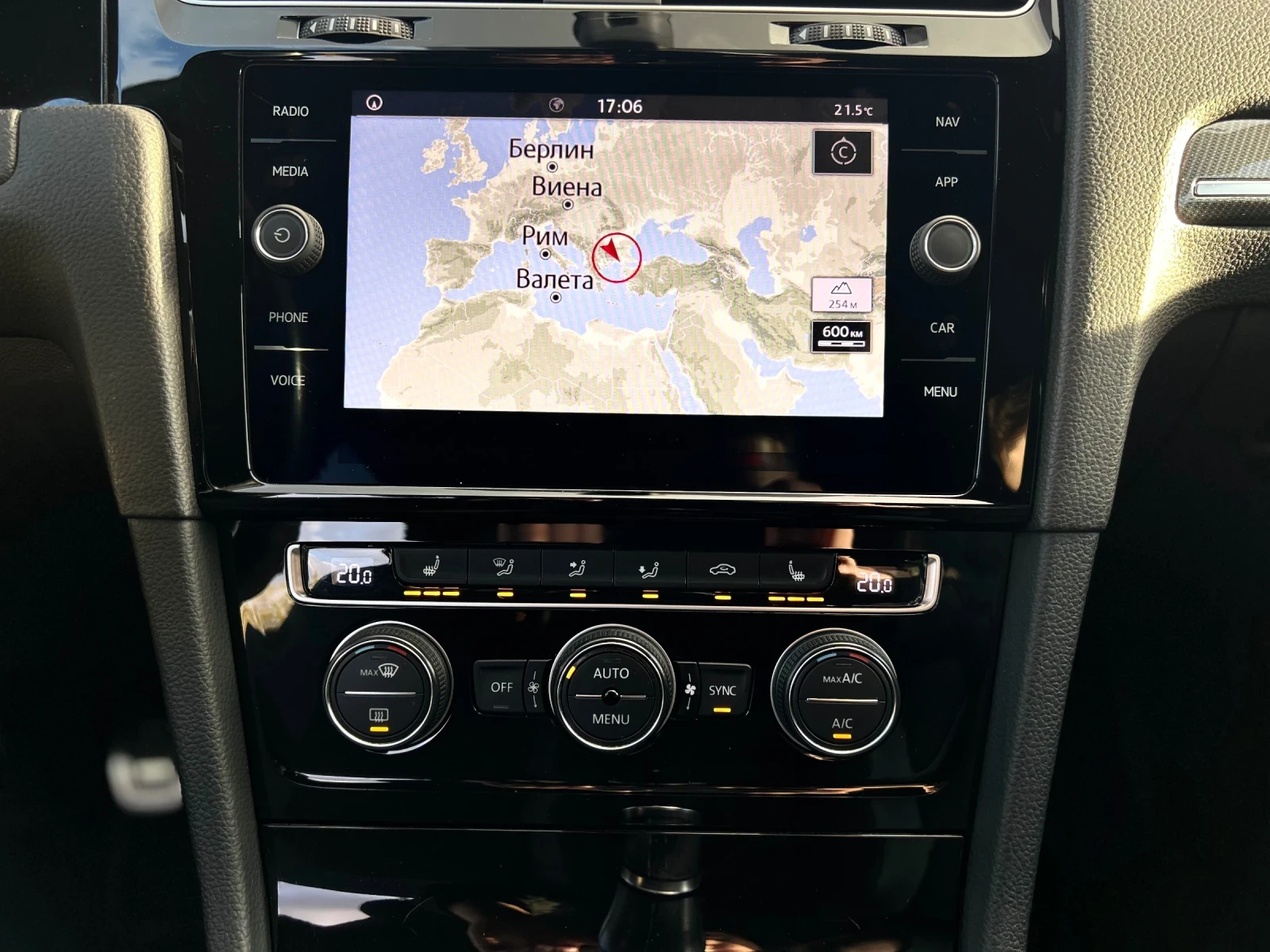 VW Golf 2.0 TDI RLINE DISTRONIK XENON LED | Mobile.bg � ����������� 8