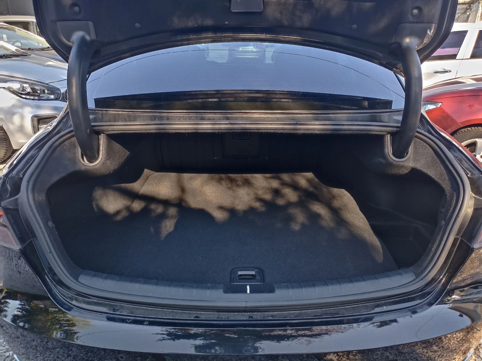 Hyundai Grandeur 3.0 LPI V6, снимка 11 - Автомобили и джипове - 54442938