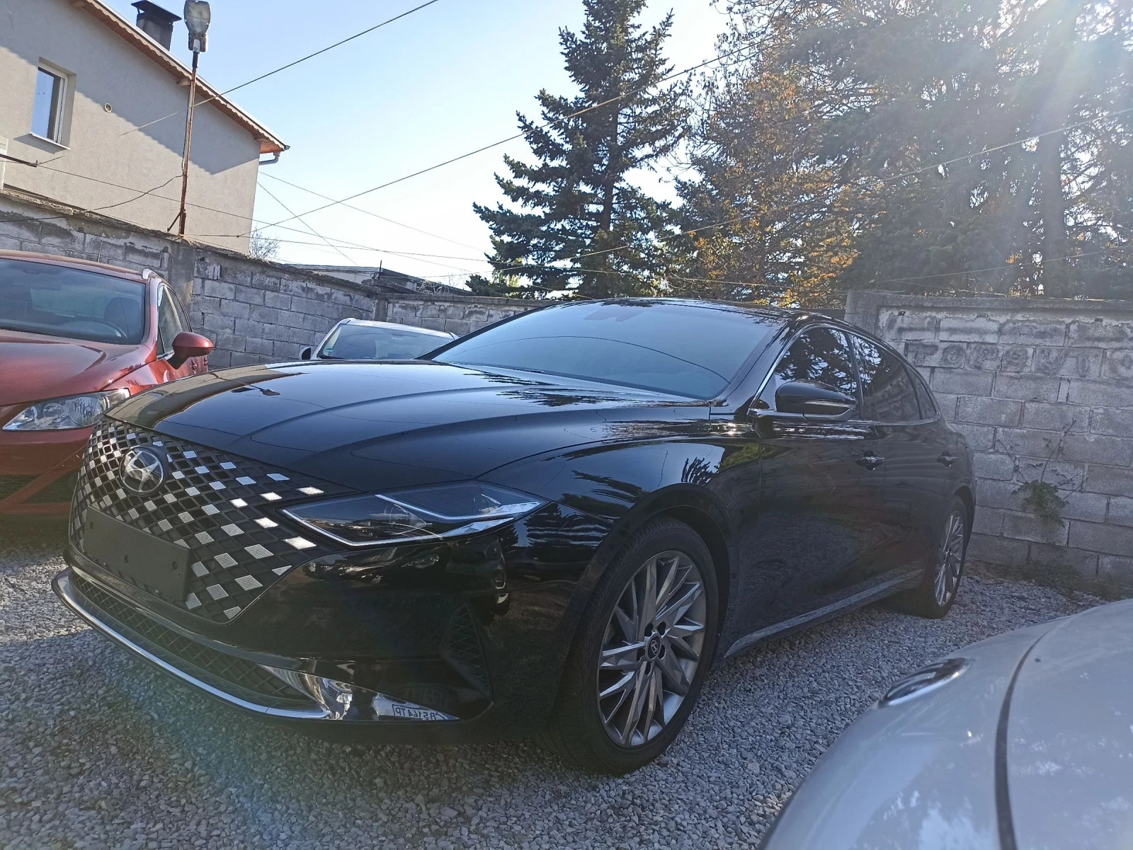 Hyundai Grandeur 3.0 LPI V6, снимка 4 - Автомобили и джипове - 54442938