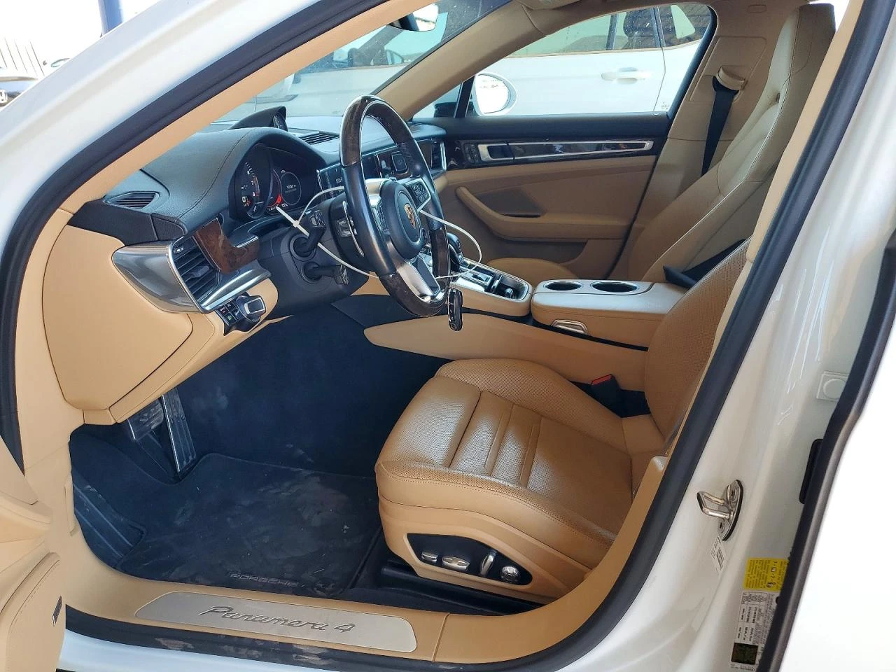 Porsche Panamera 4 E-HYBRID, снимка 7 - Автомобили и джипове - 54481392