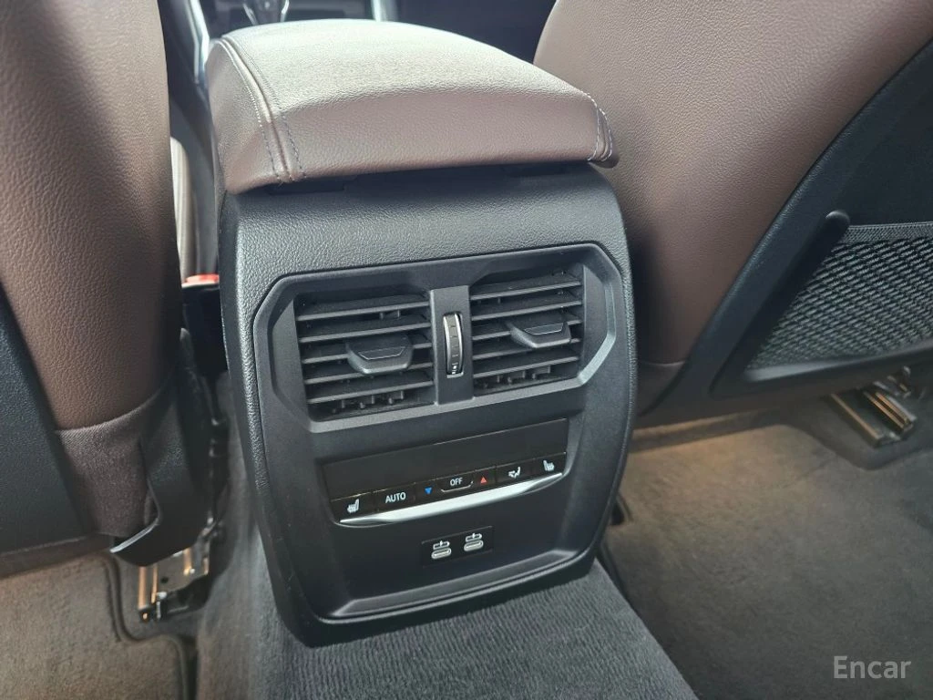 BMW 330 E* HYBRID* M* SPORT* 360КАМЕРА* LANE* ASSIST* , снимка 14 - Автомобили и джипове - 54510525