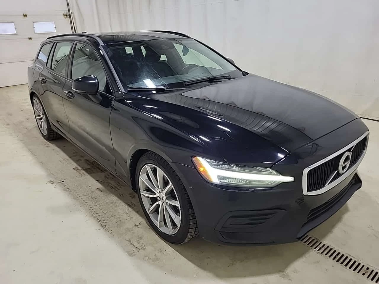 Volvo V60 * MOMENTUM * CARFAX * Без инциденти * , снимка 3 - Автомобили и джипове - 54823165